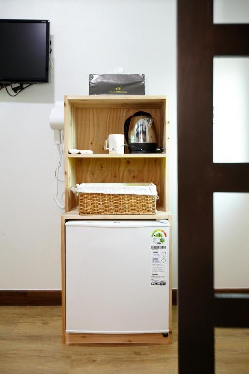 24 Guesthouse Sinchon Hongdae Seoul Room photo